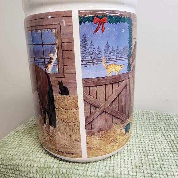 Wild Wings Barn Buddies Persis Clayton Weirs Ceramic Canister Horse Cat 10in - Picture 2 of 7